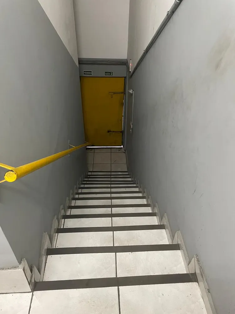 Depósito-Galpão, 1300 m² - Foto 3