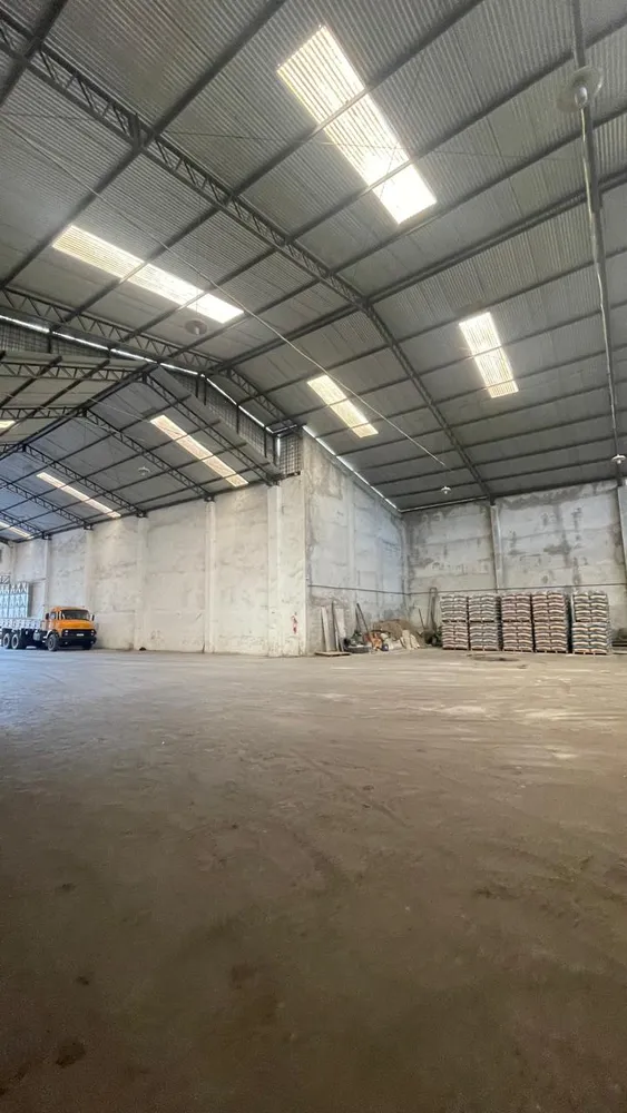 Depósito-Galpão, 1300 m² - Foto 2