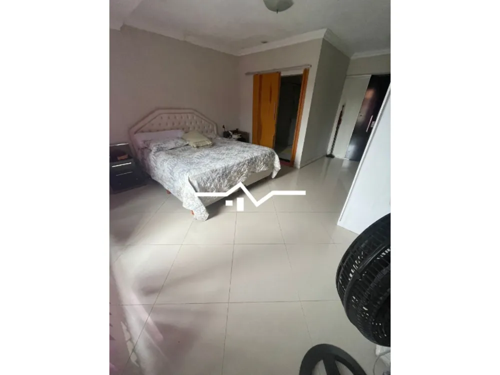 Casa, 5 quartos, 360 m² - Foto 4