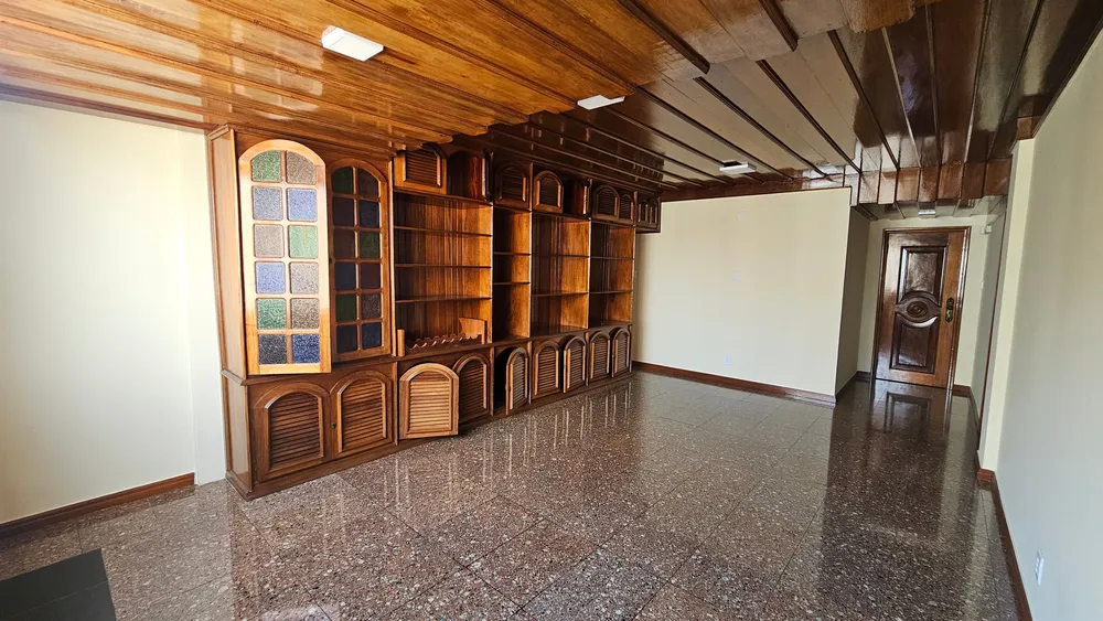 Apartamento, 3 quartos, 200 m² - Foto 2