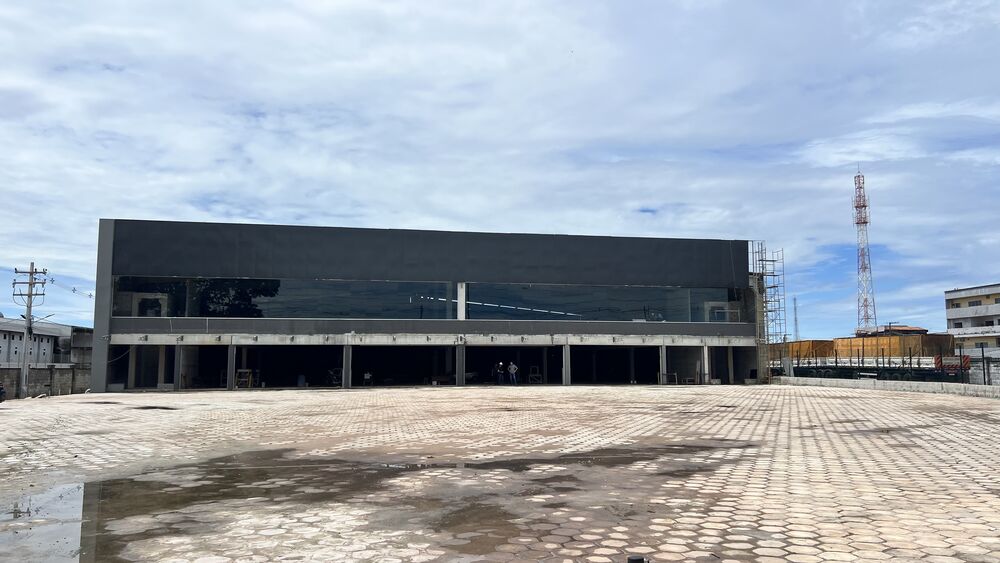 Loja-Salão, 850 m² - Foto 1