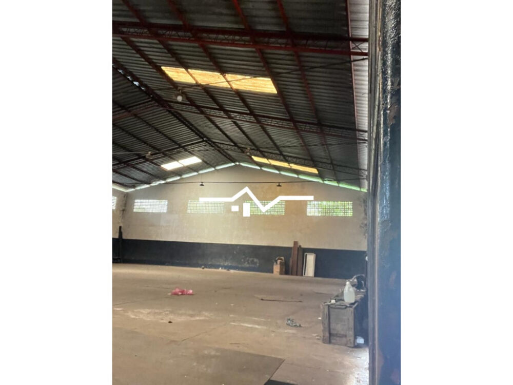 Depósito-Galpão, 30000 m² - Foto 2
