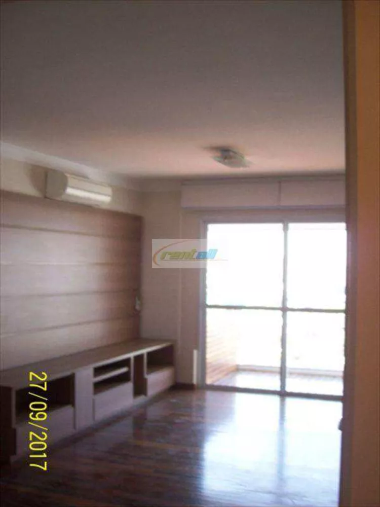 Apartamento à venda com 2 quartos, 72m² - Foto 2