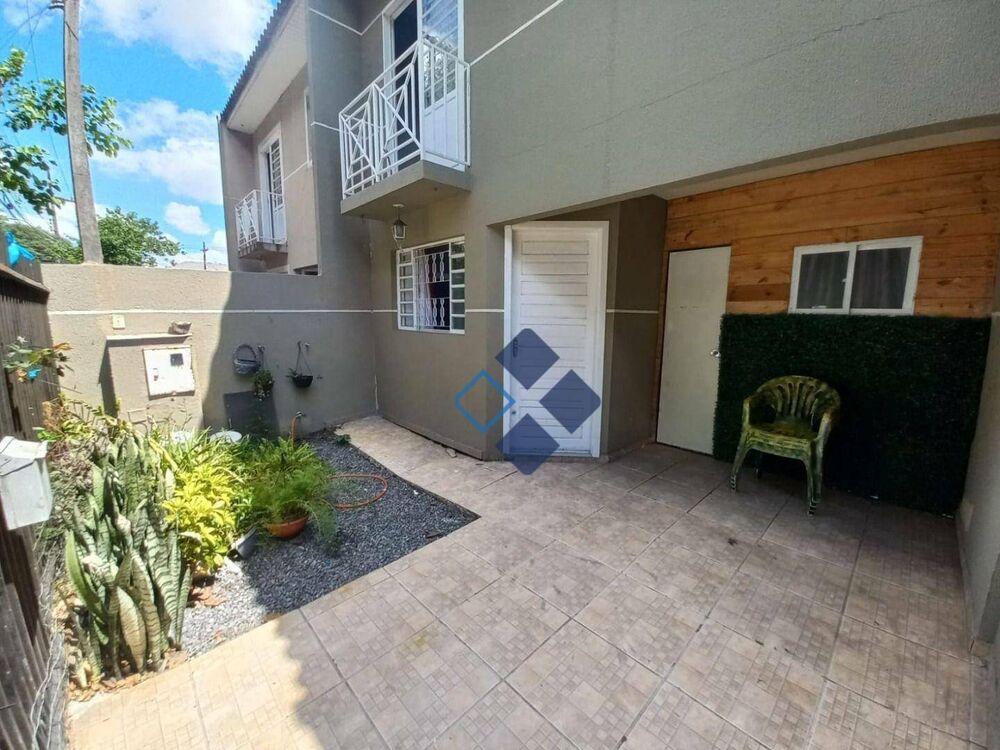 Sobrado à venda com 3 quartos, 80m² - Foto 1