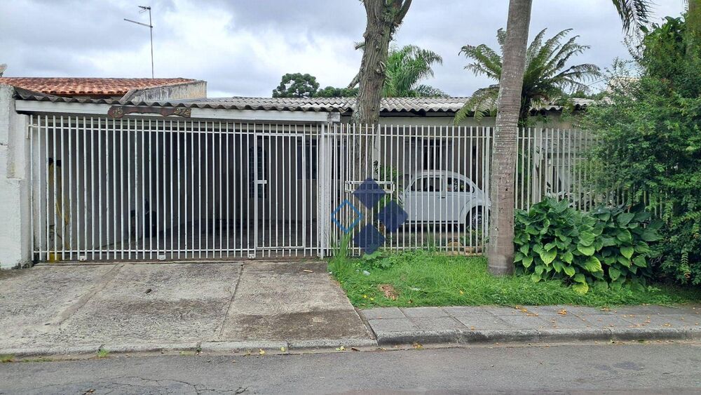 Casa à venda com 4 quartos, 188m² - Foto 1