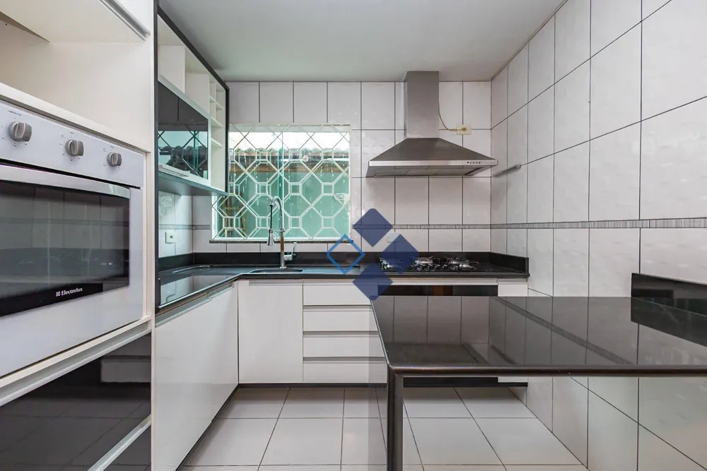 Sobrado, 4 quartos, 190 m² - Foto 2
