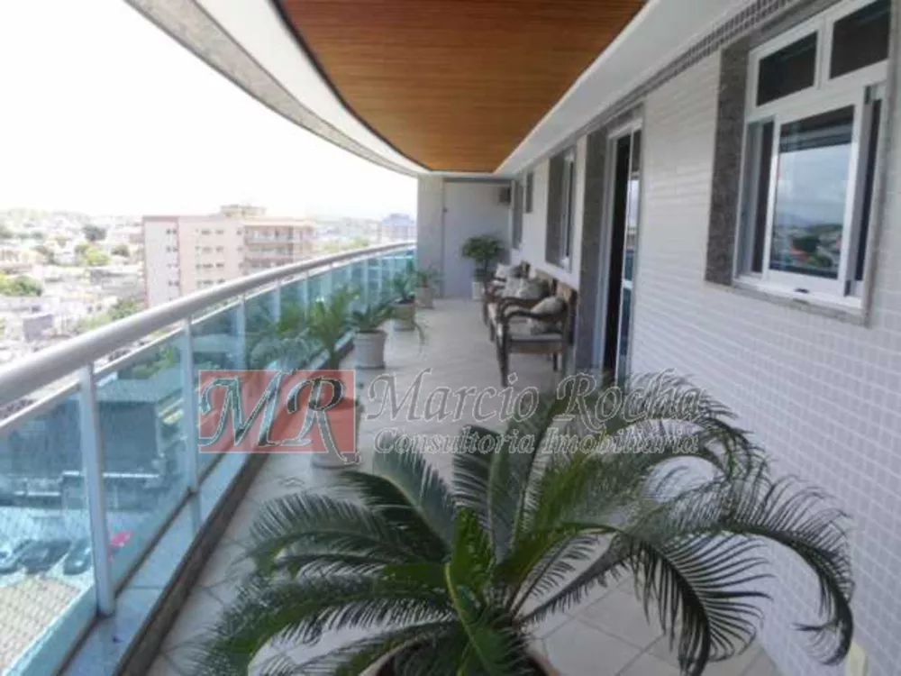 Cobertura, 3 quartos, 200 m² - Foto 1