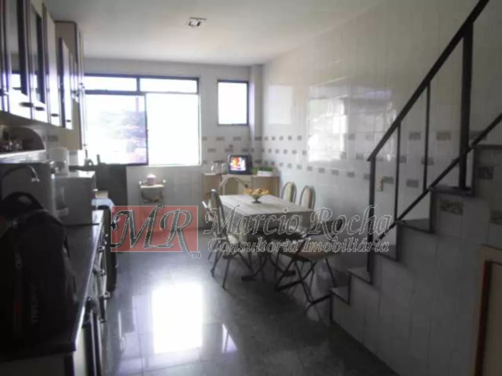 Cobertura, 3 quartos, 233 m² - Foto 7