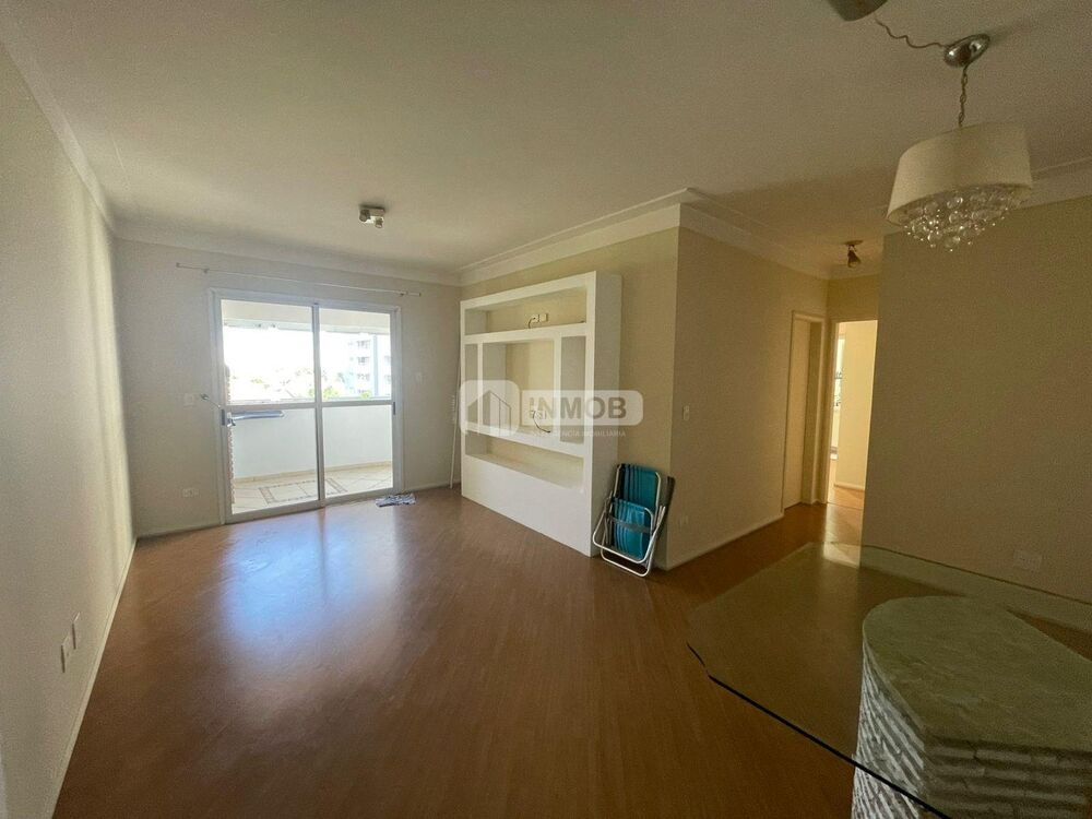 Apartamento à venda com 2 quartos, 84m² - Foto 1