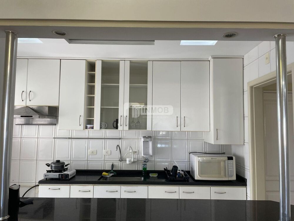 Apartamento à venda com 2 quartos, 84m² - Foto 2