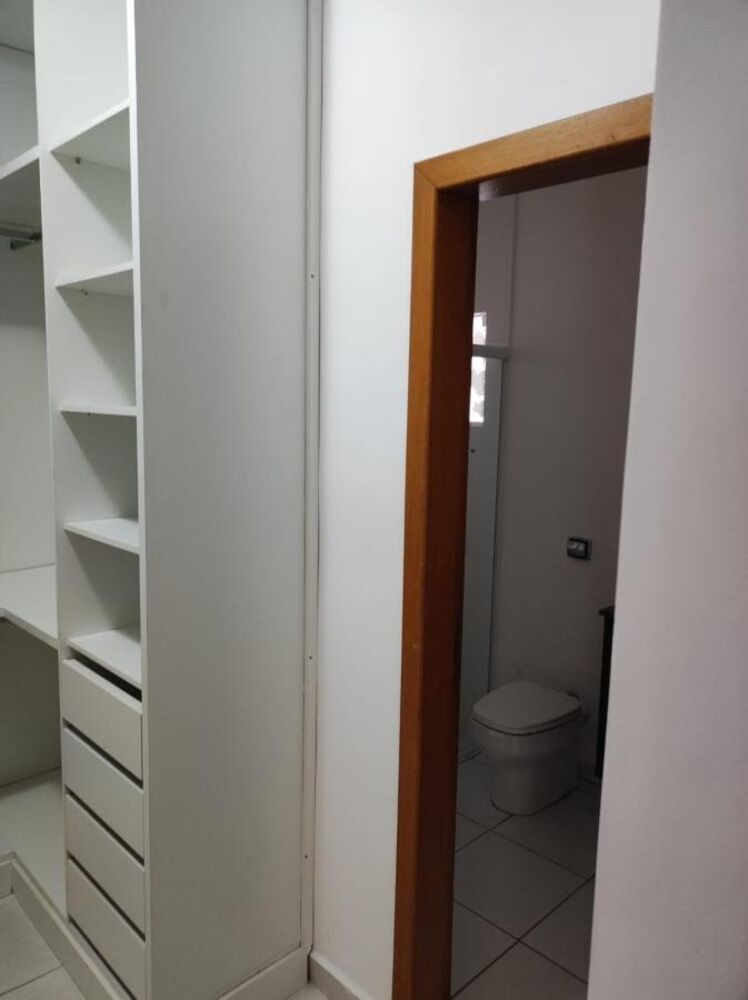 Casa de Condomínio para alugar com 3 quartos, 145m² - Foto 5