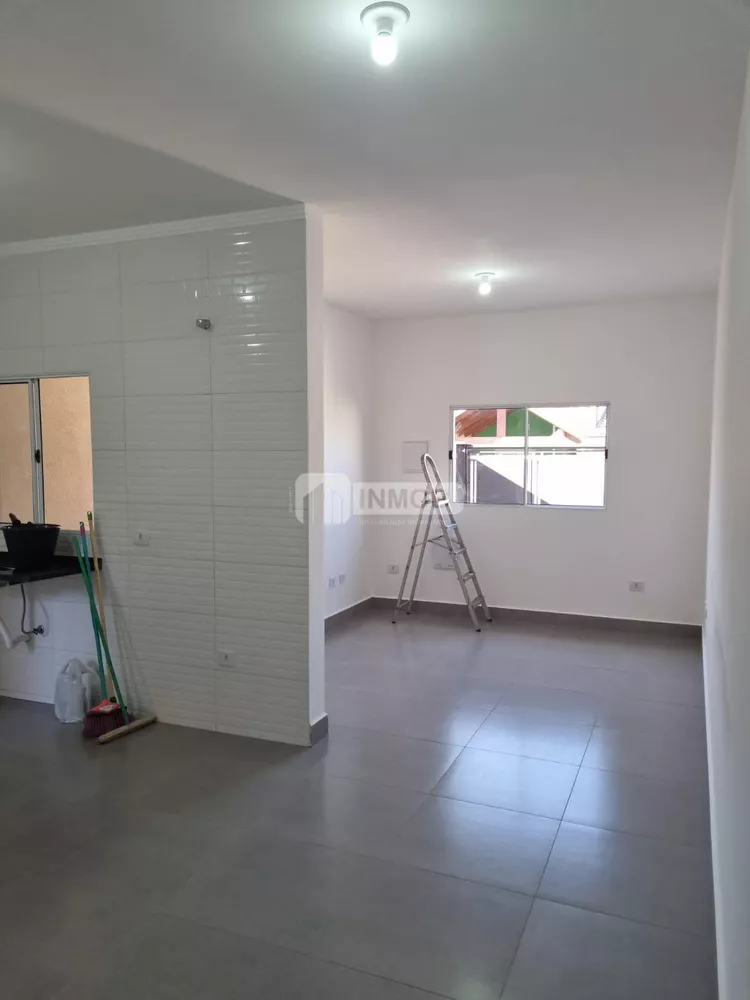 Casa, 2 quartos, 70 m² - Foto 2