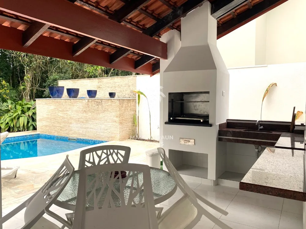 Casa, 5 quartos, 270 m² - Foto 3