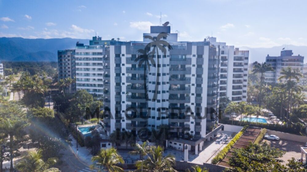 Apartamento para alugar com 3 quartos, 135m² - Foto 1