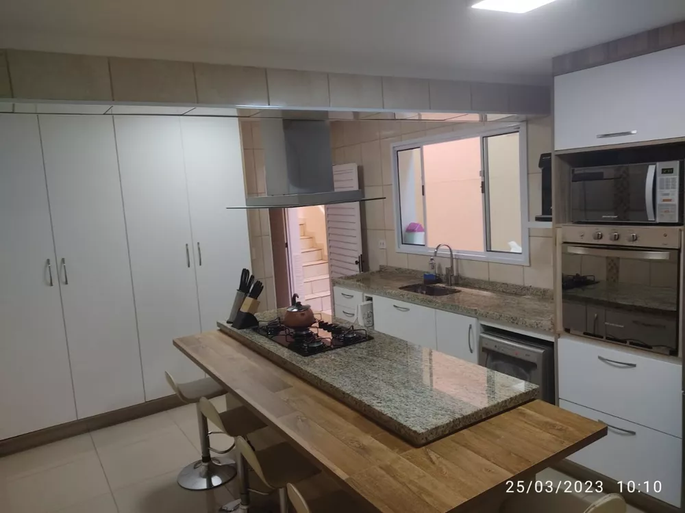 Casa à venda com 3 quartos, 177m² - Foto 3