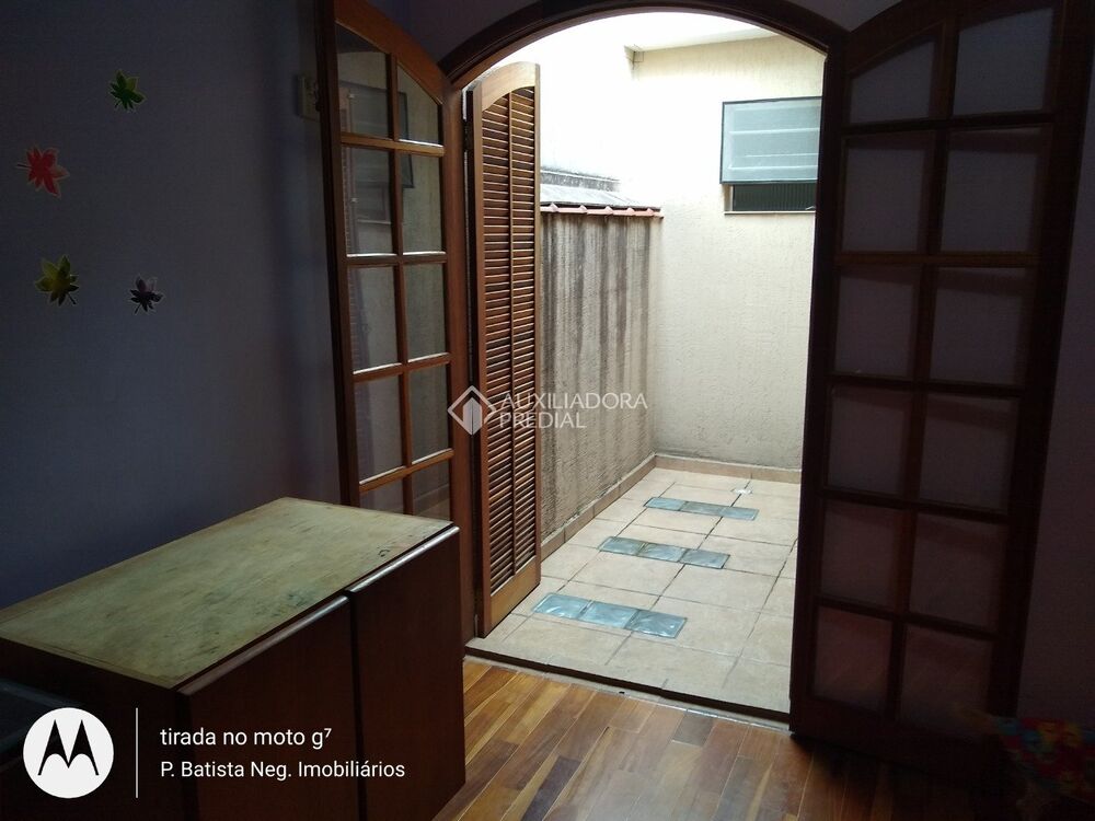Casa, 3 quartos, 180 m² - Foto 1