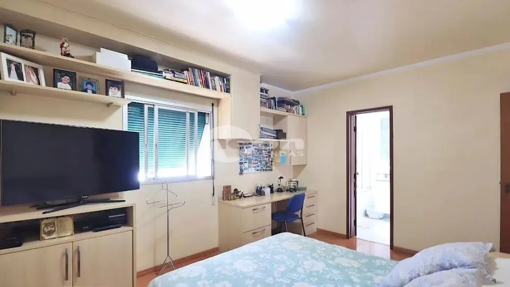 Apartamento, 3 quartos, 140 m² - Foto 11