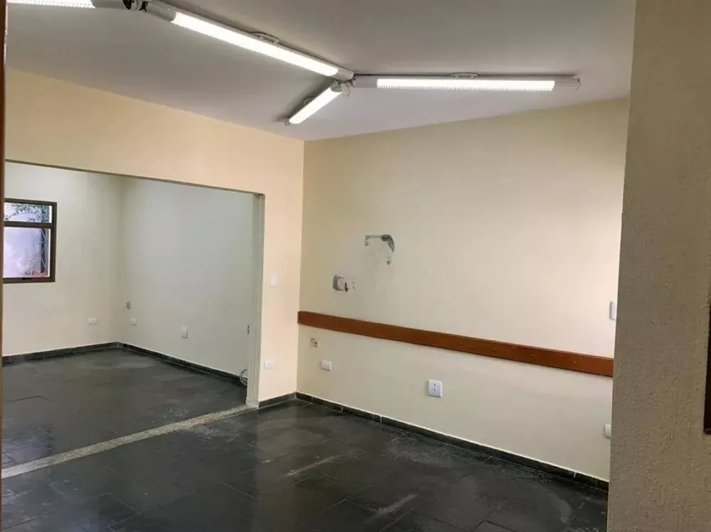 Imóvel Comercial Padrão à venda com 1 quarto, 678m² - Foto 4