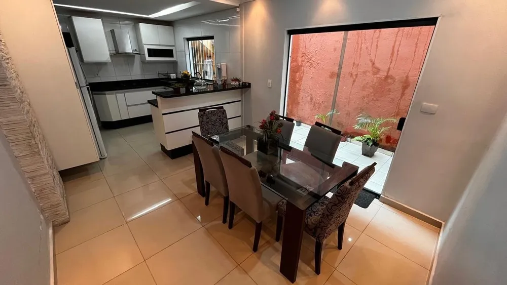 Casa, 3 quartos, 201 m² - Foto 4