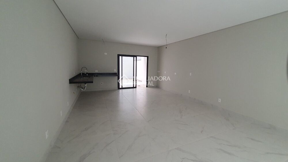 Casa, 3 quartos, 220 m² - Foto 3