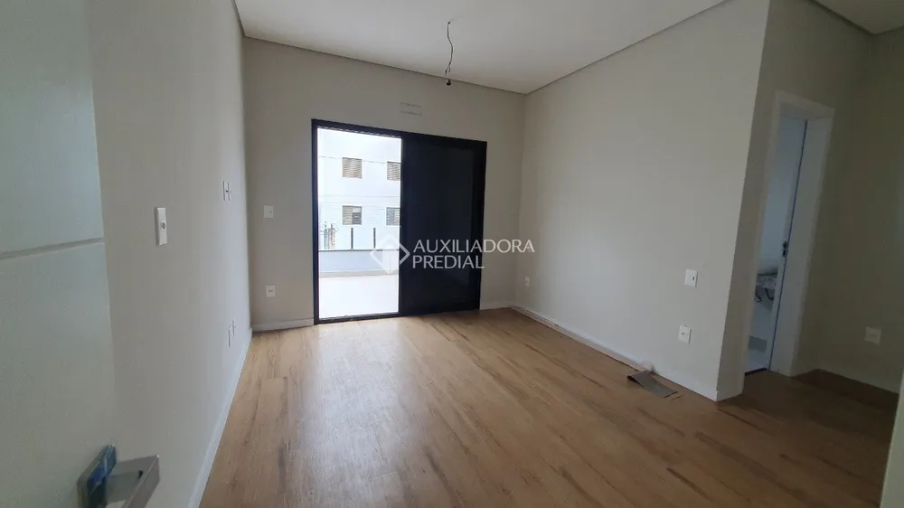 Casa, 3 quartos, 220 m² - Foto 6