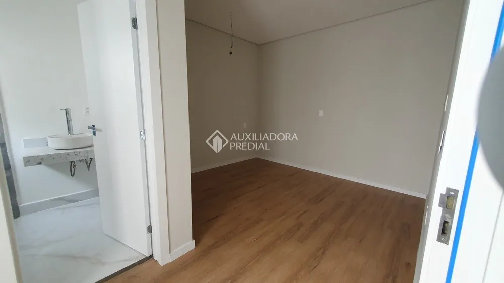 Casa, 3 quartos, 220 m² - Foto 10
