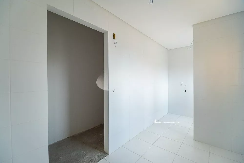 Apartamento à venda com 2 quartos, 64m² - Foto 7