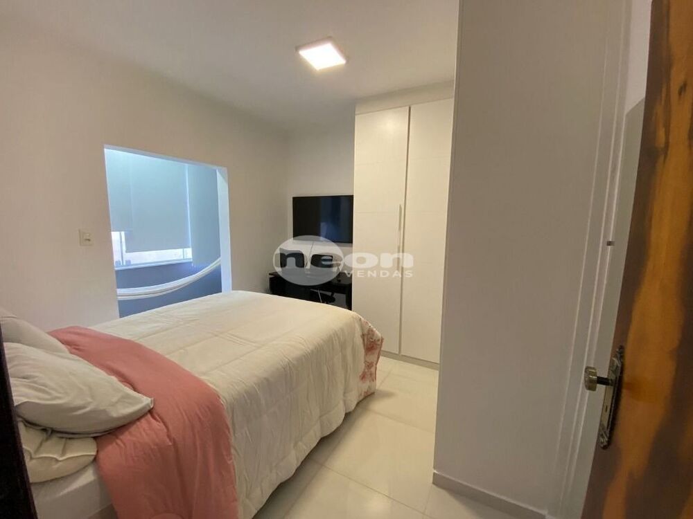 Apartamento, 3 quartos, 110 m² - Foto 2
