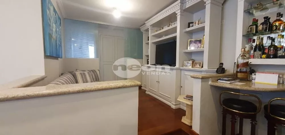 Apartamento à venda com 3 quartos, 127m² - Foto 7