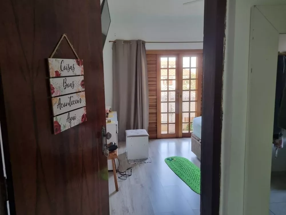 Casa à venda com 2 quartos, 201m² - Foto 5