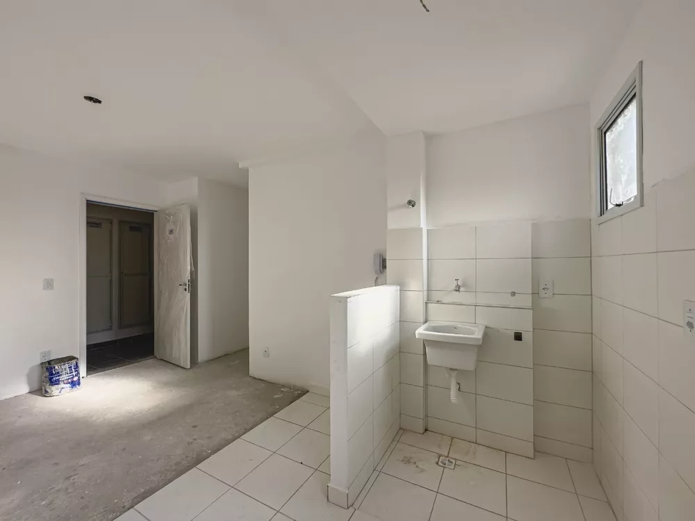 Apartamento à venda com 2 quartos, 40m² - Foto 2