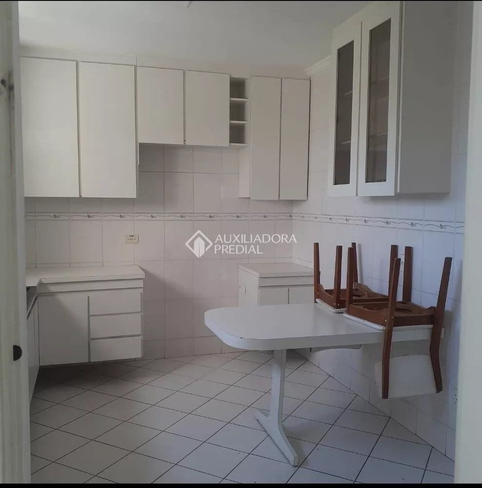 Apartamento à venda com 3 quartos, 130m² - Foto 8