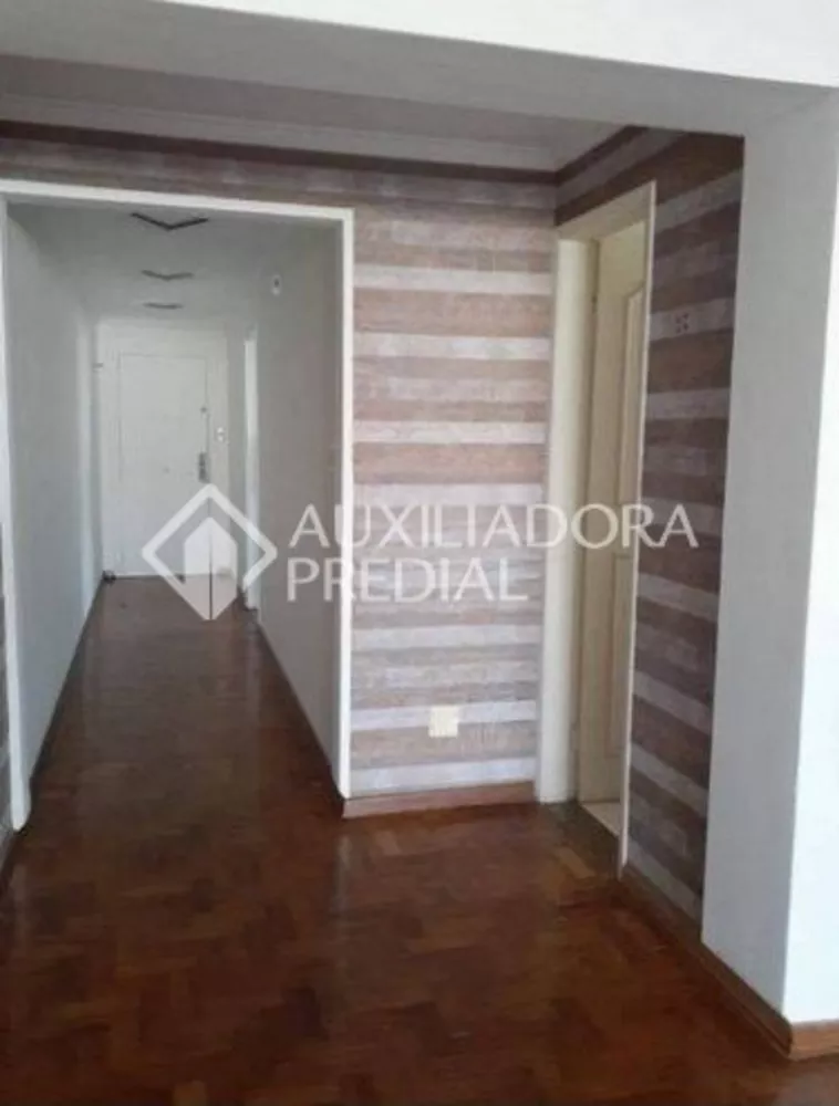 Apartamento à venda com 3 quartos, 130m² - Foto 3