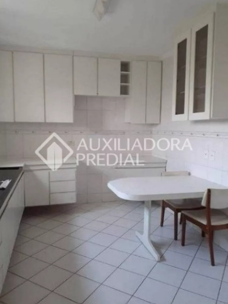 Apartamento à venda com 3 quartos, 130m² - Foto 13