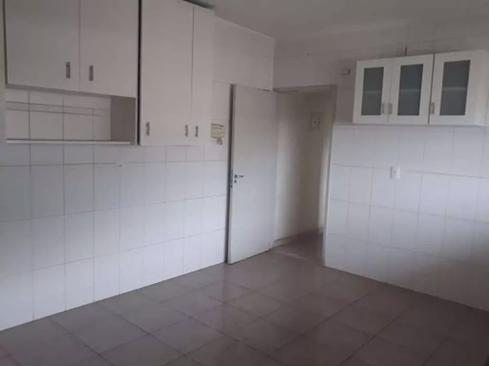 Casa à venda com 2 quartos, 142m² - Foto 3