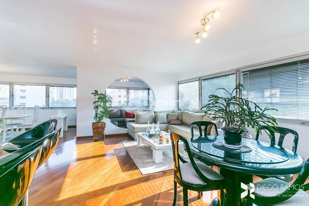 Apartamento, 4 quartos, 246 m² - Foto 2