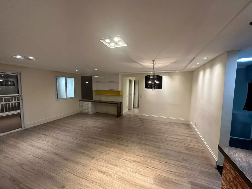 Apartamento à venda com 3 quartos, 115m² - Foto 4