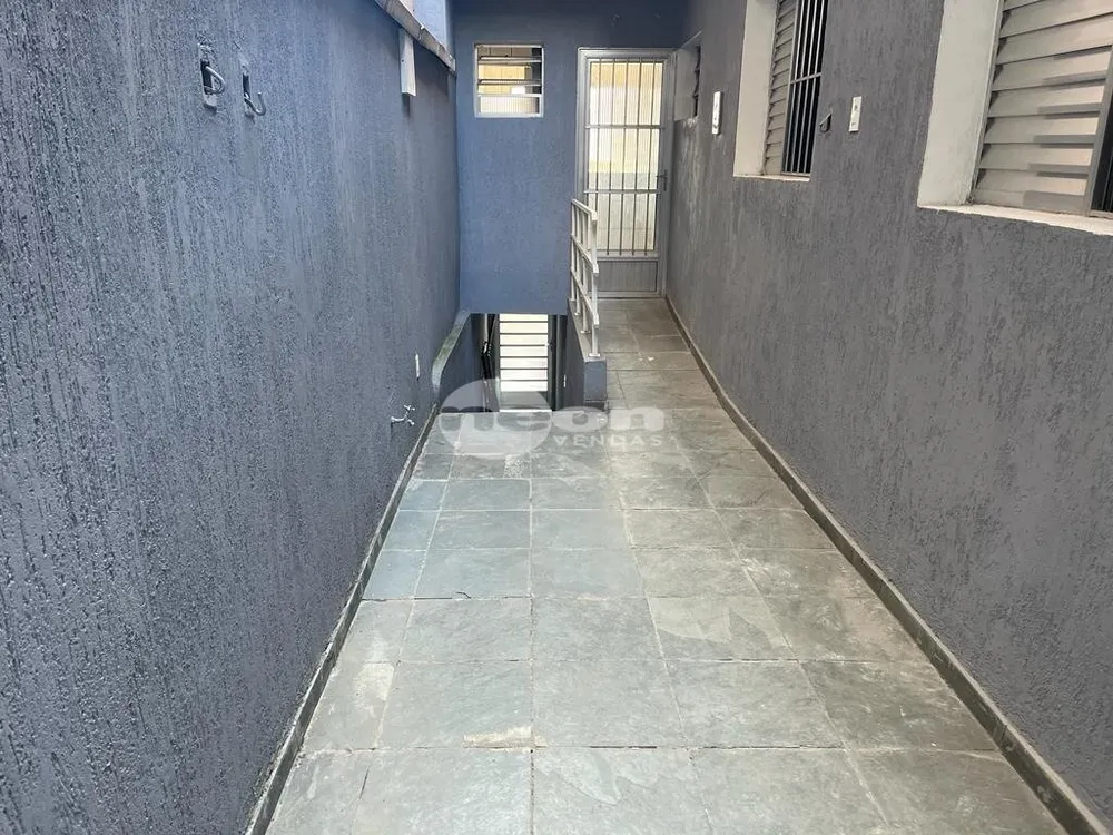 Casa, 2 quartos, 301 m² - Foto 17