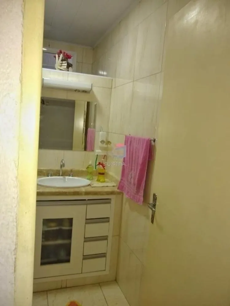 Casa, 3 quartos, 224 m² - Foto 10
