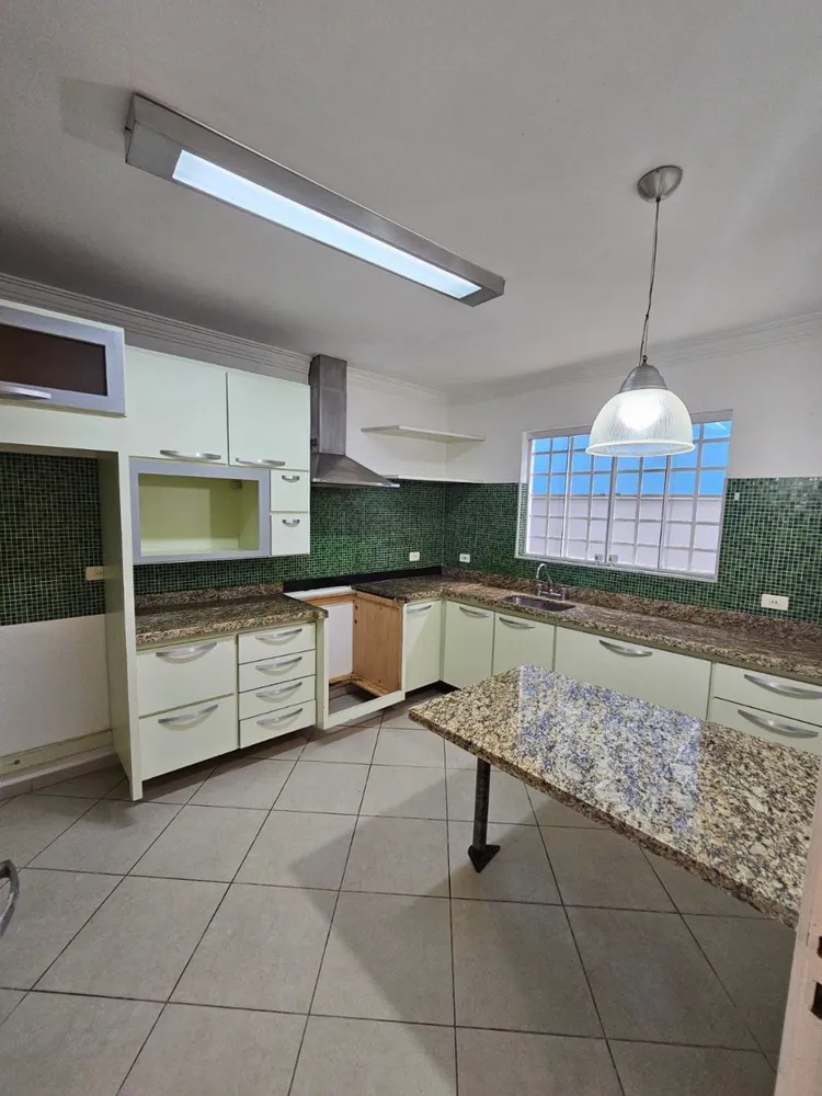 Casa, 3 quartos, 172 m² - Foto 4