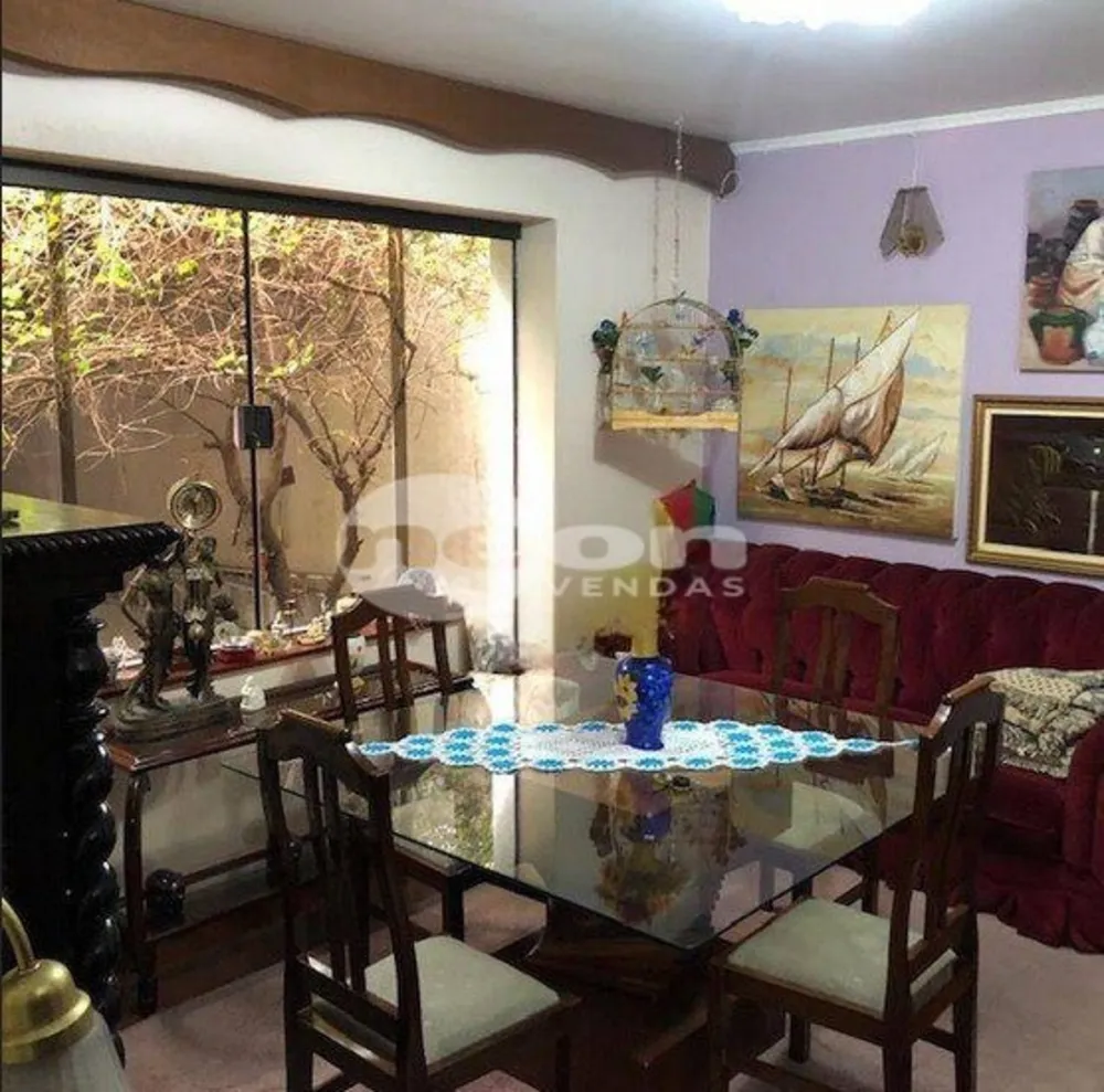 Casa, 3 quartos, 249 m² - Foto 1