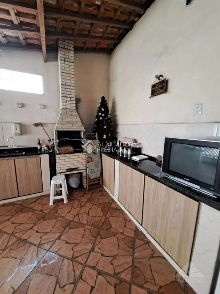 Casa, 3 quartos, 202 m² - Foto 2