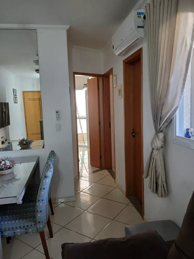 Apartamento à venda com 2 quartos, 60m² - Foto 2