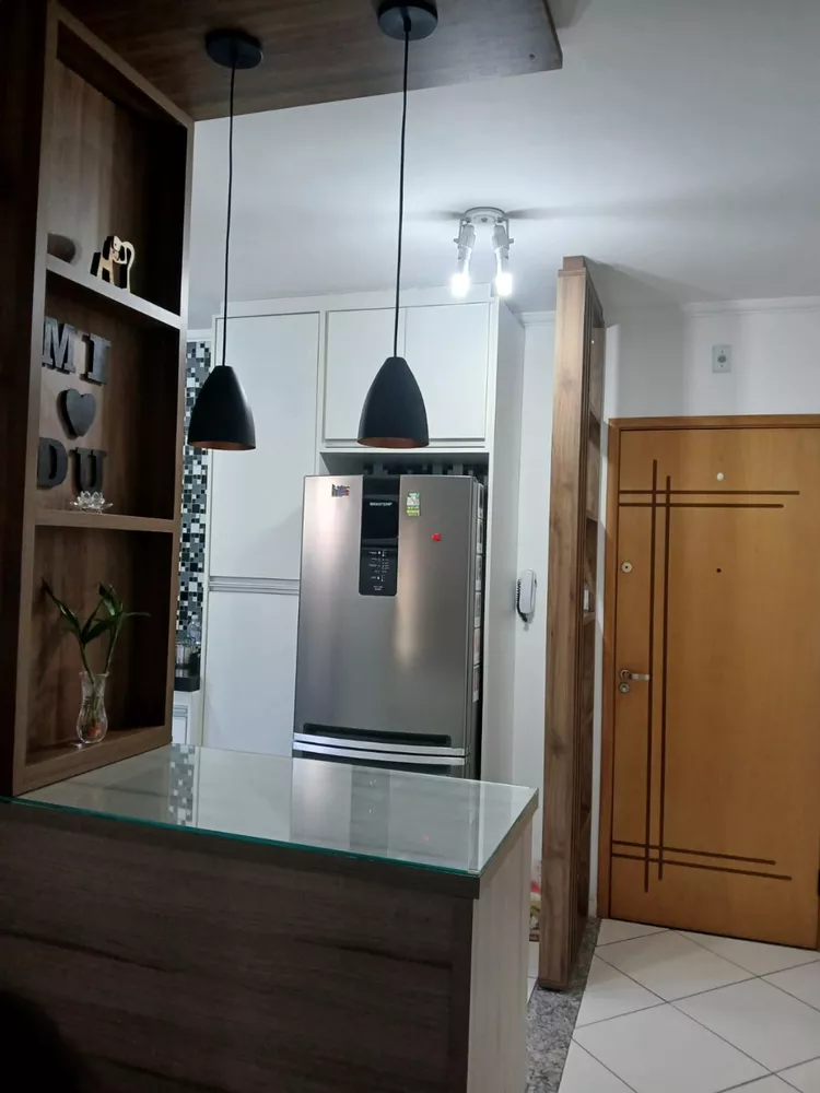 Apartamento à venda com 2 quartos, 60m² - Foto 7