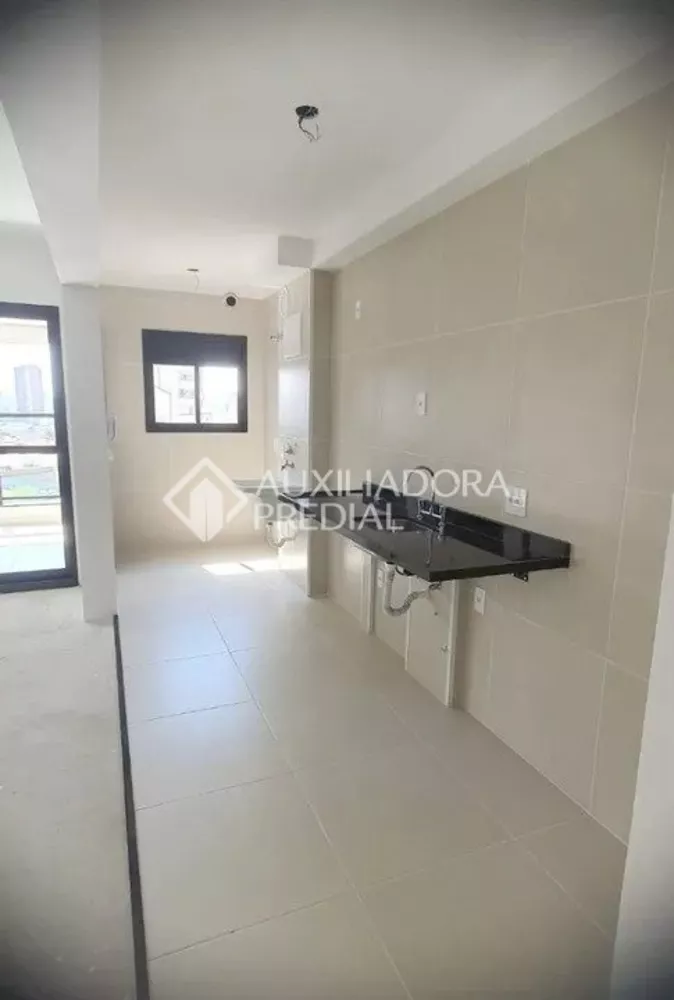 Apartamento à venda com 2 quartos, 87m² - Foto 2