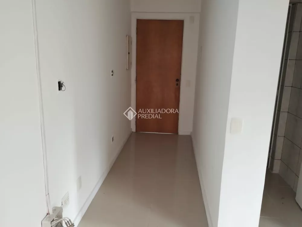 Conjunto Comercial-Sala à venda com 1 quarto, 76m² - Foto 3