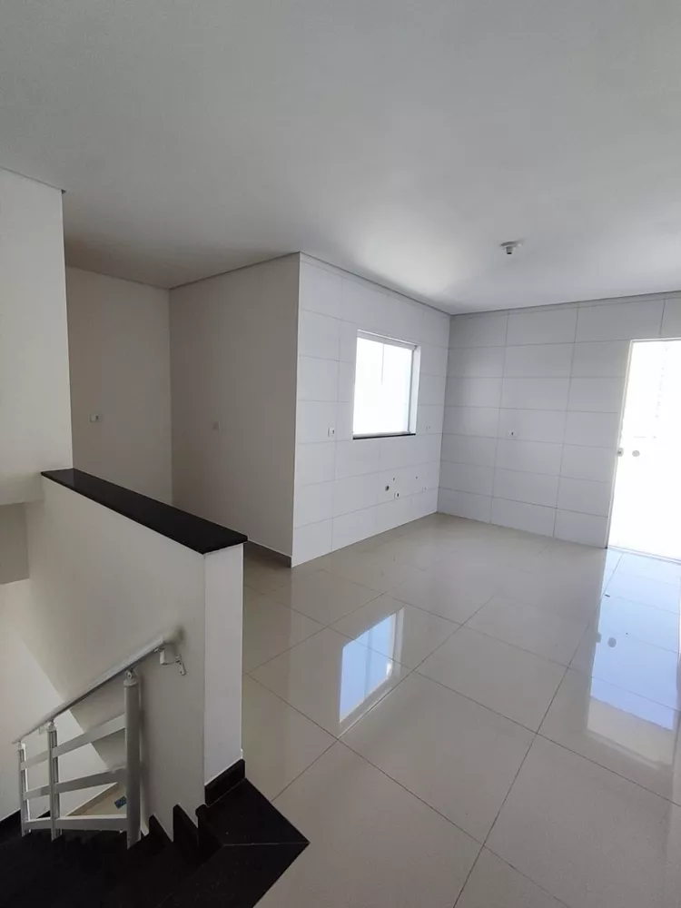 Cobertura à venda com 2 quartos, 101m² - Foto 4