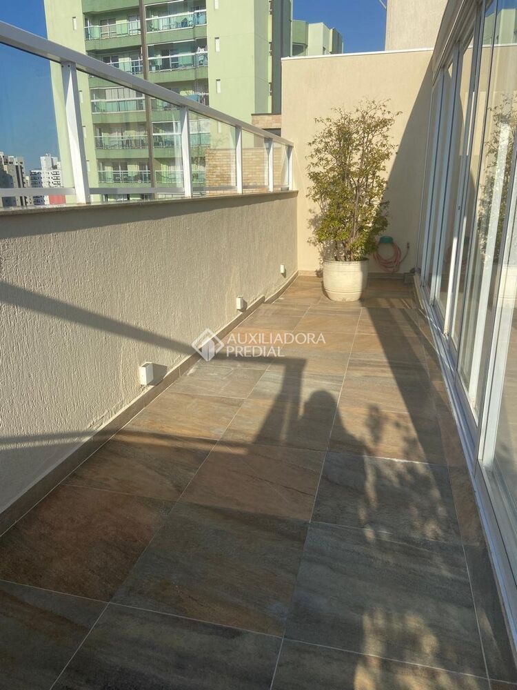Cobertura à venda com 2 quartos, 164m² - Foto 1