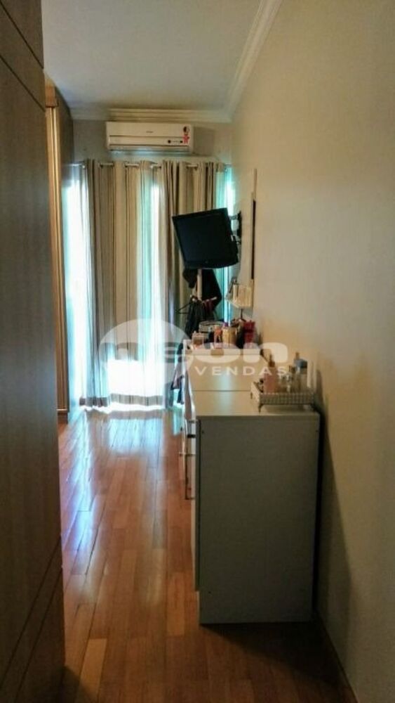 Casa, 3 quartos, 276 m² - Foto 8