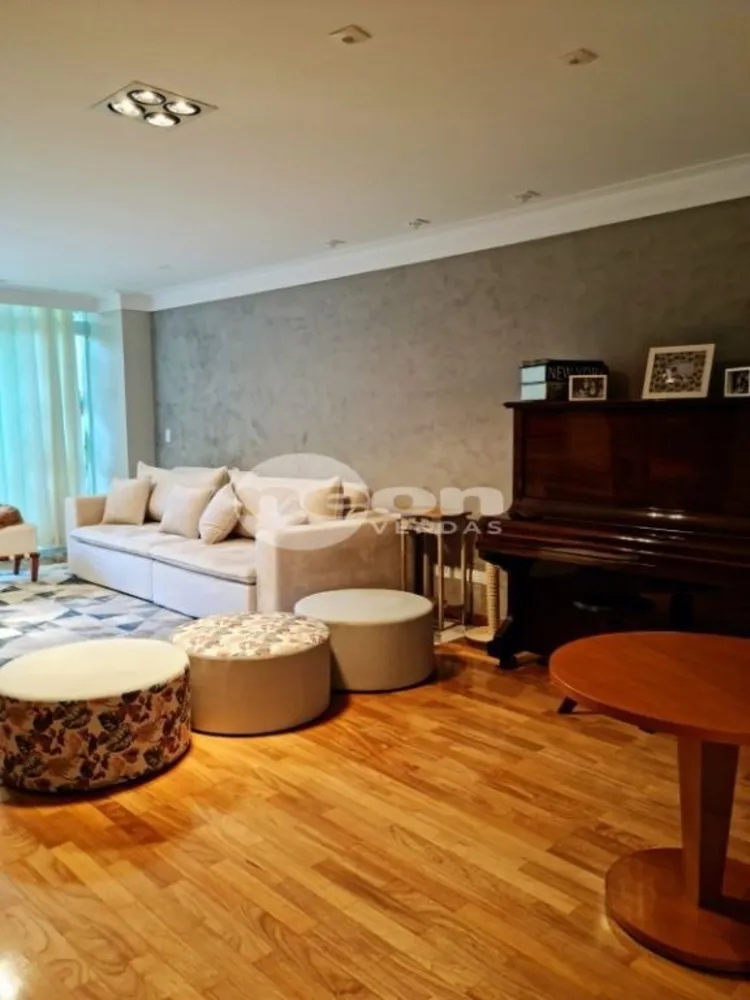 Casa, 3 quartos, 276 m² - Foto 30